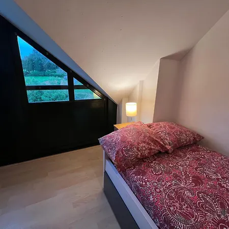 Apartment En El Centro De Santa Marta de Ortigueira